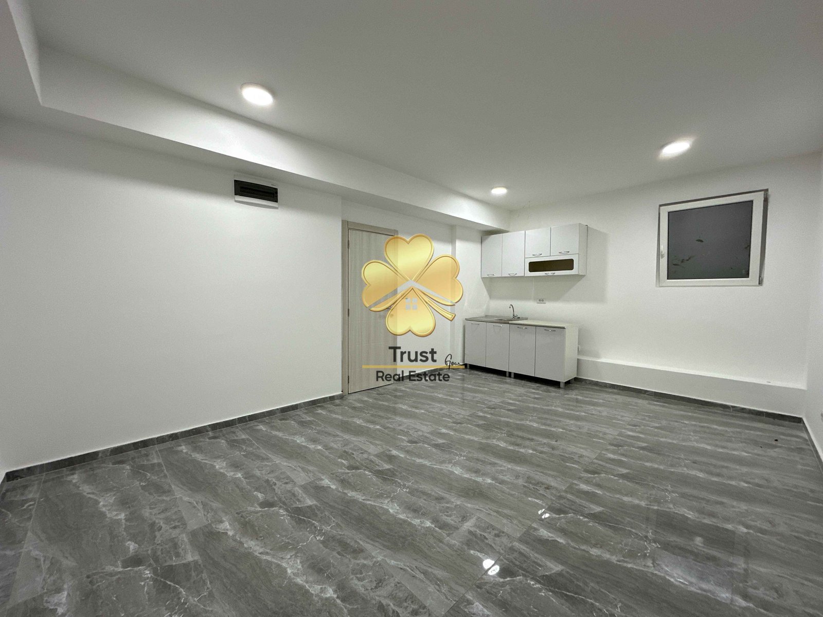 Land for rent in Gorica C, Podgorica — photo 4