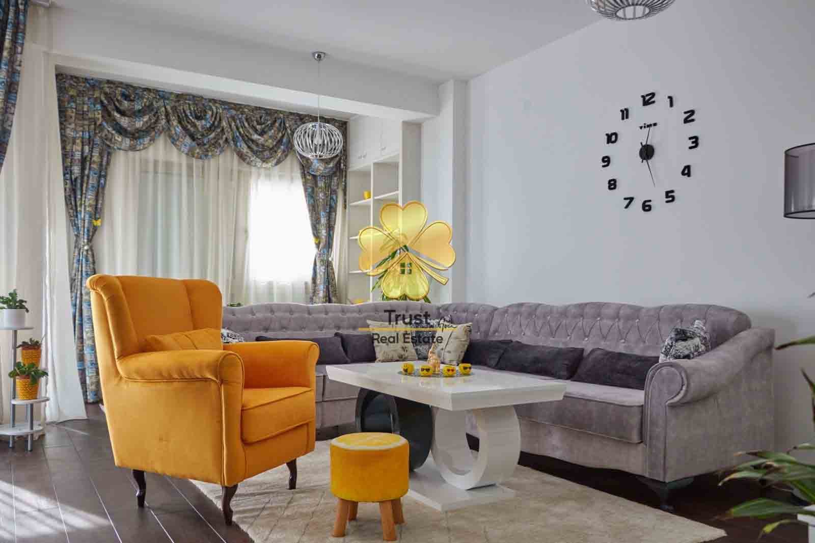 Trosoban stan, Vezirov most 106m2, Podgorica