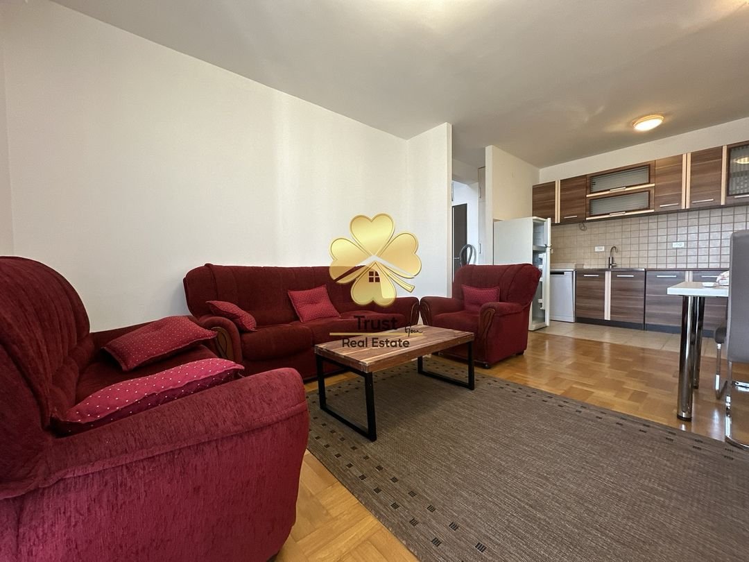 Apartment for rent in Stari Aerodrom, Podgorica — photo 2