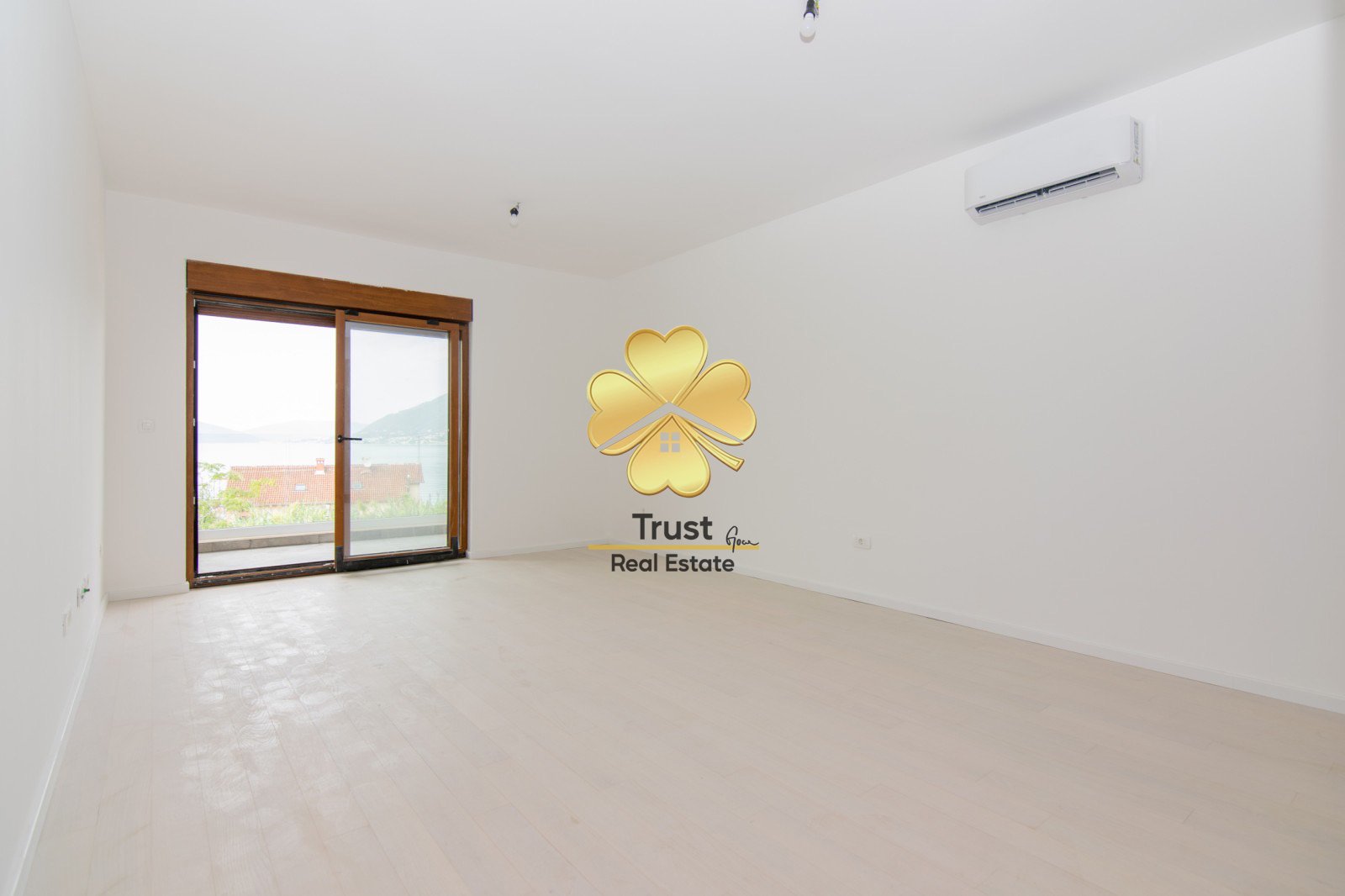 Apartment for sale in Tivat — photo 3
