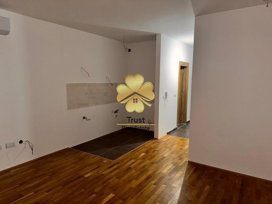 Apartment for sale in Stari Aerodrom, Podgorica — photo 2